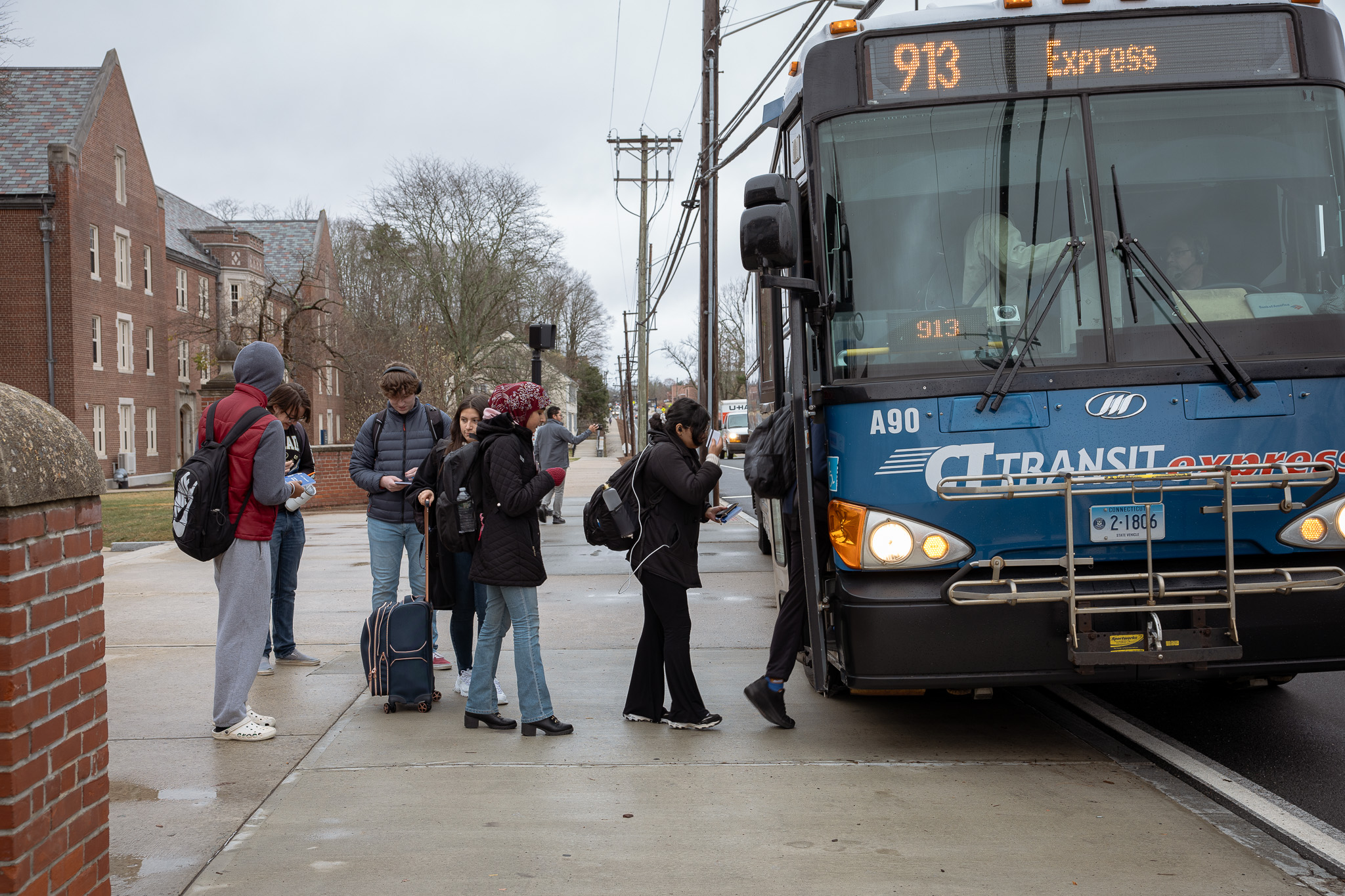 Commuters and service express bus
